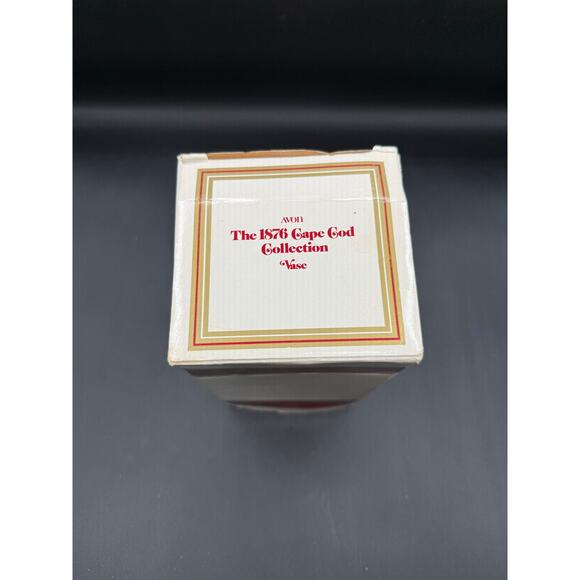 Vintage Avon 1876 Cape Cod Ruby Red 8" Flower Vase – New in Box - Picture 7 of 8